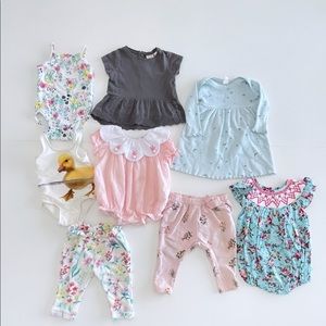 8 pieces of Baby Clothes